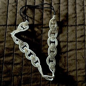 Headband with elastic